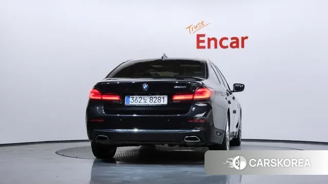 BMW 5 Series (G30) id 3463533 из Кореи 14