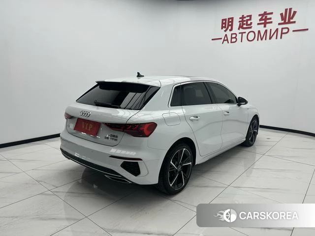 Audi A3 2023 Белый из Китая, фото 4