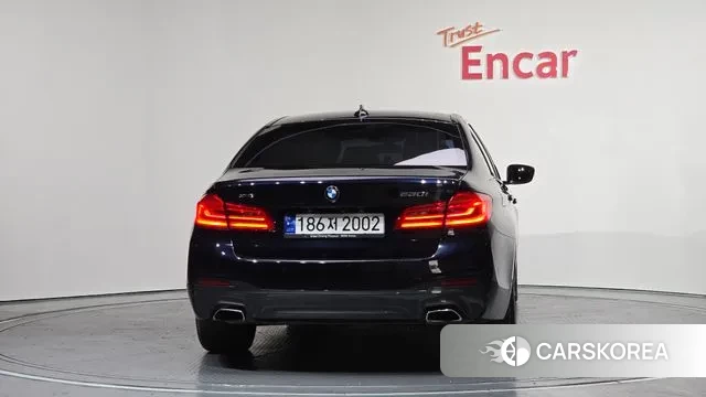 BMW 5 Series (G30) id 3494784 из Кореи 14