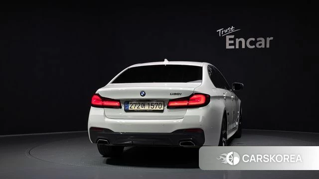 BMW 5 Series (G30) id 4682910 из Кореи 25