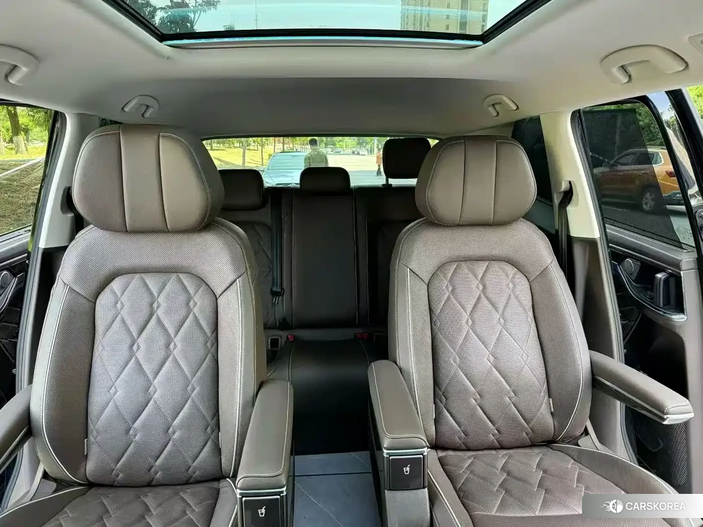 Volkswagen Viloran 2023 Черный из Китая, фото 4