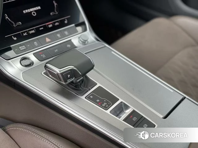 Audi A7L id 4278642 из Китая 11