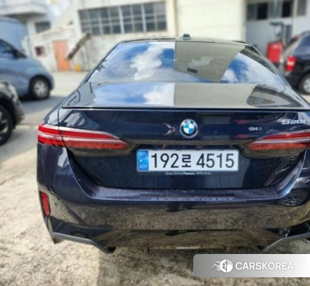 BMW 5 Series (G60) 2024 Черный из Кореи, фото 4