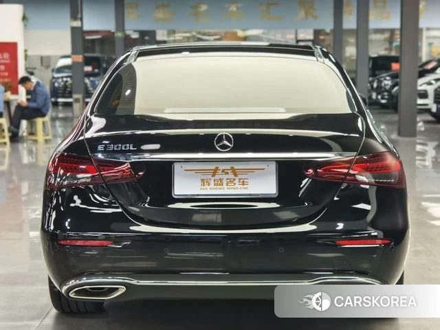 Mercedes-Benz E-class id 4260863 из Китая 9