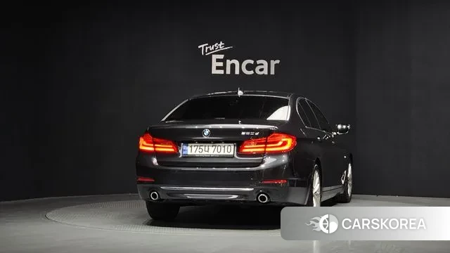 BMW 5 Series (G30) id 3761299 из Кореи 14