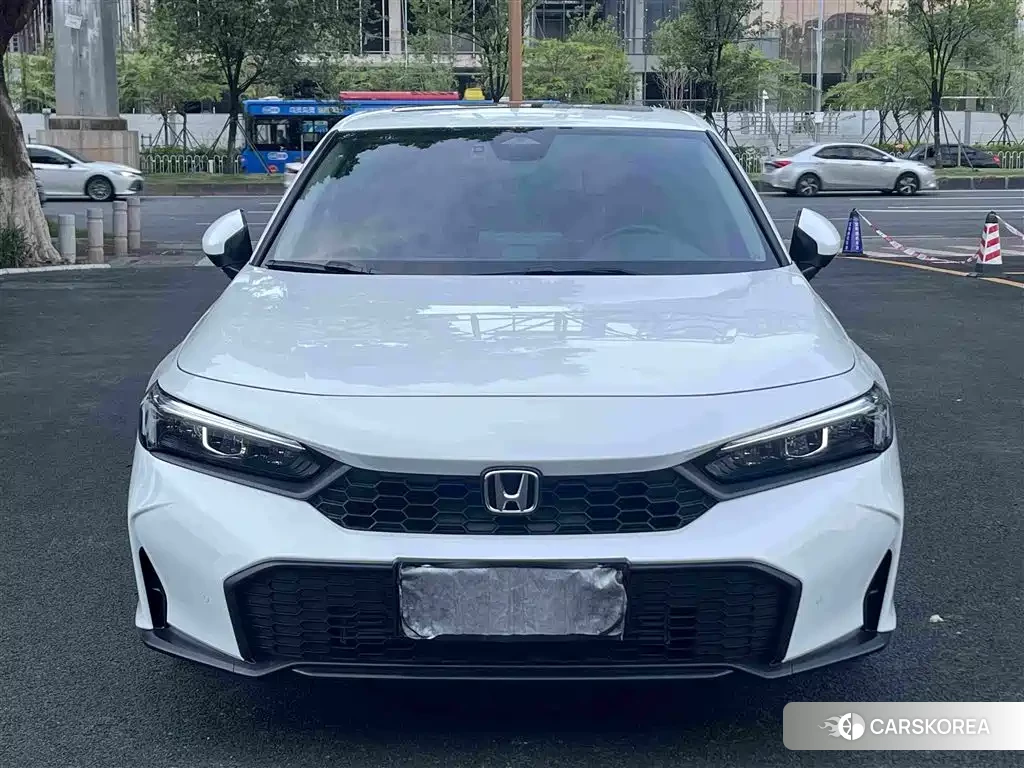 Honda Civic id 4680771 из Китая 17