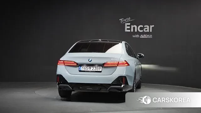 BMW 5 Series (G60) id 3763637 из Кореи 14