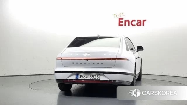 Hyundai Grandeur Hybrid (GN7) id 3042852 из Кореи 14