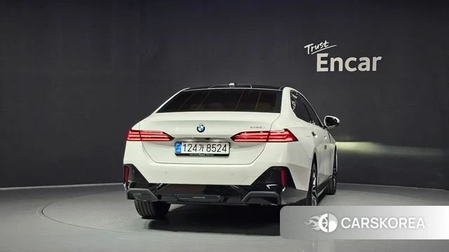 BMW 5 Series (G60) id 4934474 из Кореи 28