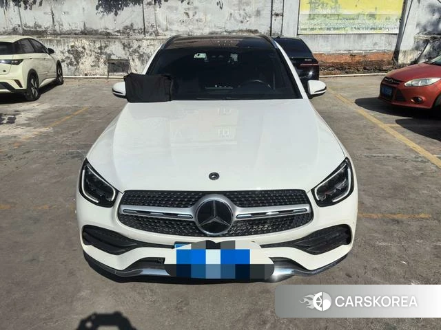 Mercedes-Benz GLC 2021 Белый из Китая, фото 4