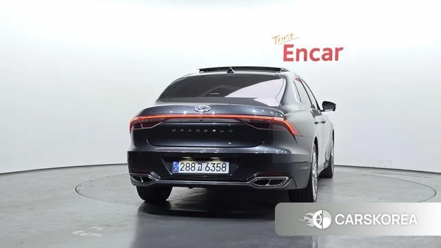 Hyundai The New Grandeur IG id 3800735 из Кореи 14