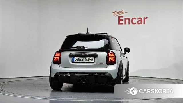 Mini Cooper S id 4231654 из Кореи 27
