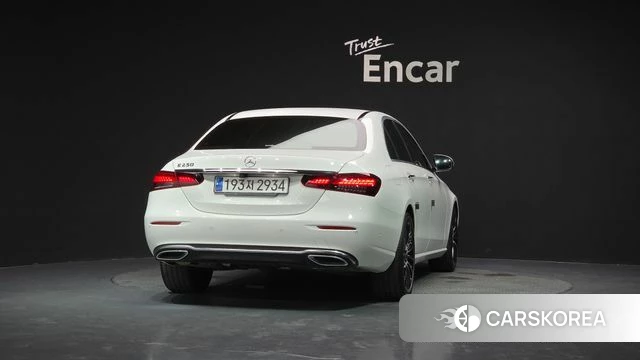 Mercedes-Benz E-Class W213 id 4519134 из Кореи 28