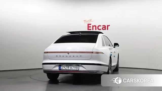 Hyundai Grandeur (GN7) id 3472427 из Кореи 14