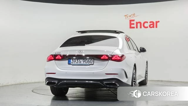 Mercedes-Benz E-Class W214 id 4229693 из Кореи 28