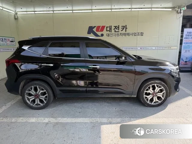 Kia Seltos id 3646873 из Кореи 14