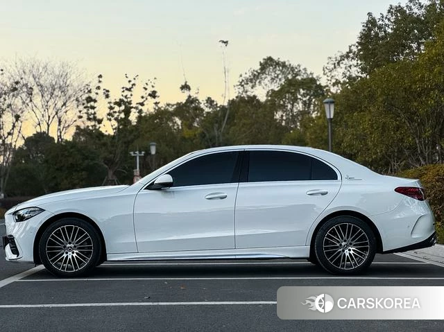Mercedes-Benz Class C id 4328514 из Китая 12