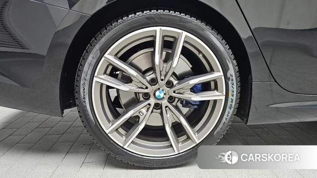 BMW 3 Series (G20) id 4609482 из Кореи 25