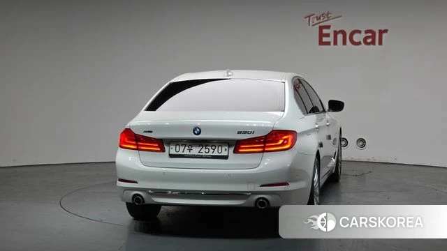 BMW 5 Series (G30) id 3814381 из Кореи 14