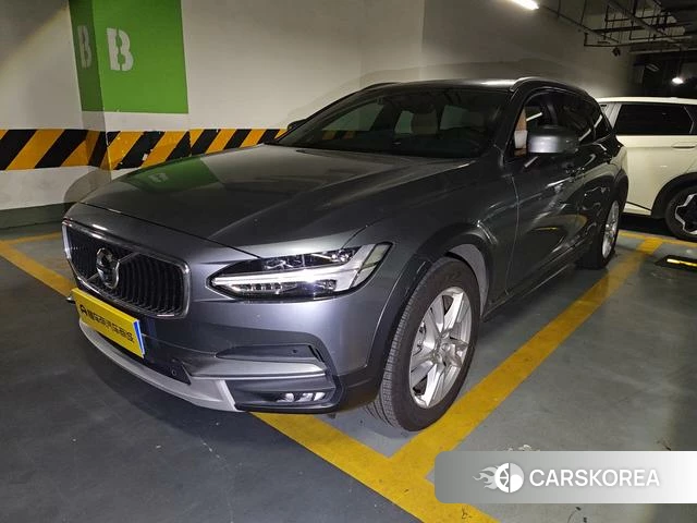 Volvo V90 2018 Синий из Китая, фото 4