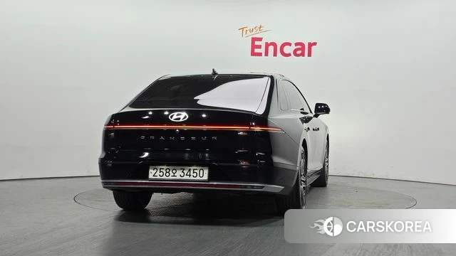 Hyundai Grandeur Hybrid (GN7) id 4292763 из Кореи 29