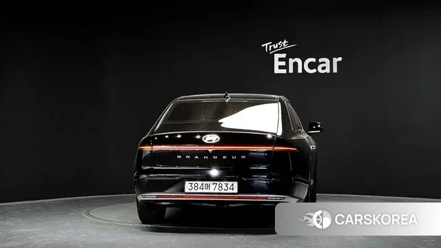 Hyundai Grandeur (GN7) id 3566012 из Кореи 14