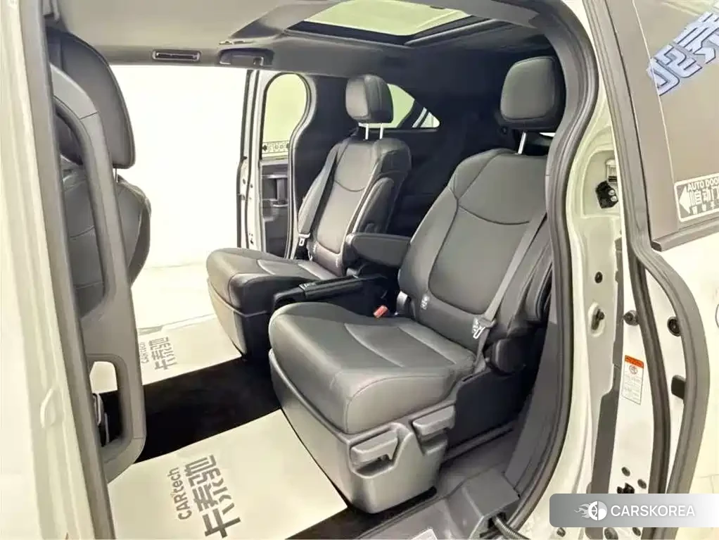 Toyota Granvia id 4601053 из Китая 7