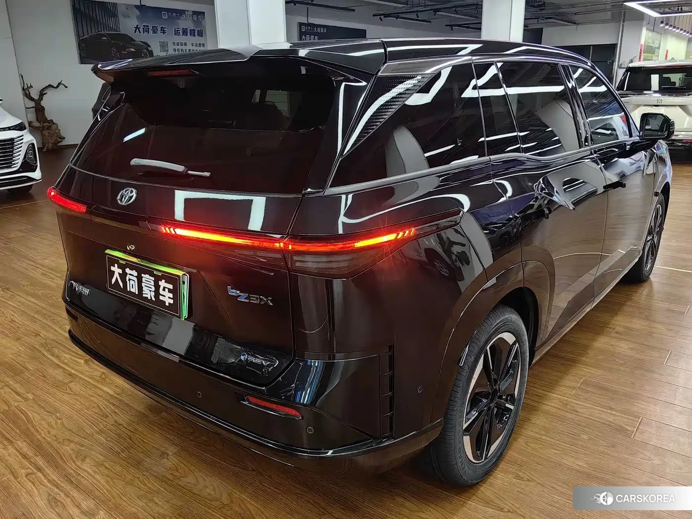 Toyota Platinum Wisdom 3X id 4654571 из Китая 14