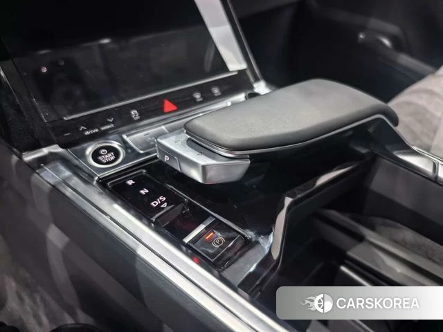 Audi e-tron id 3920664 из Китая 12