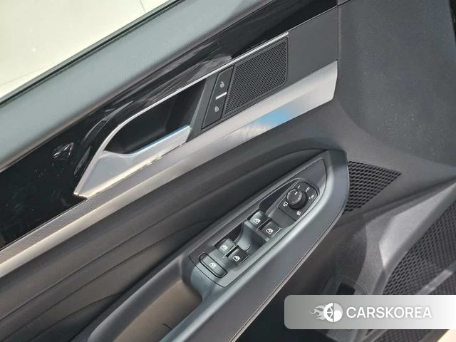 Volkswagen Passat id 3908323 из Китая 16