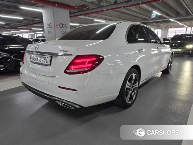 Mercedes-Benz E-Class W213 id 4188594 из Кореи 14
