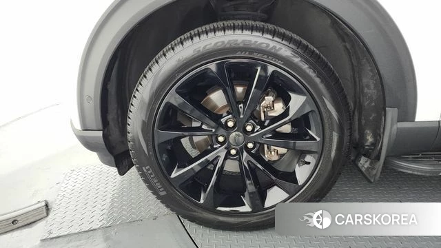 Ford Explorer 6th Generation id 4282772 из Кореи 28