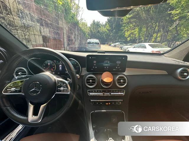 Mercedes-Benz GLC-Class X253 2023 Белый из Кореи, фото 4
