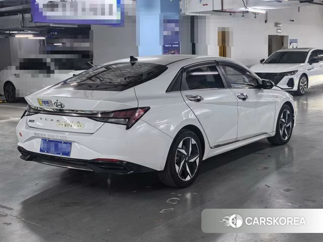 Hyundai Elantra id 4257825 из Китая 7
