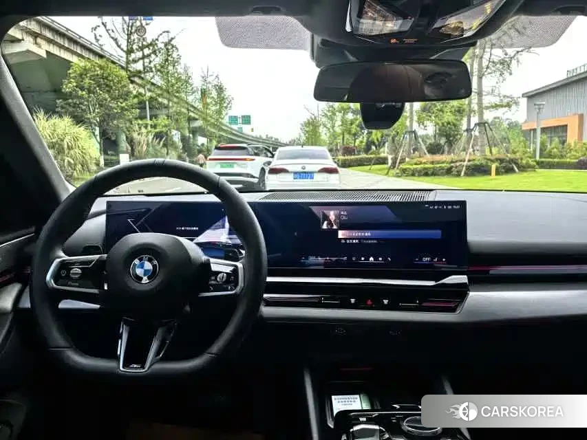 BMW 5 series 2024 Белый из Китая, фото 4