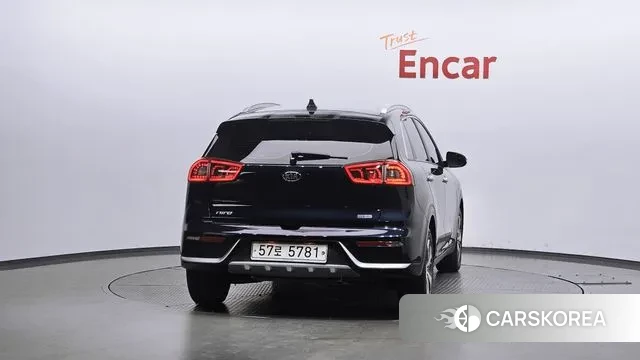 Kia Niro id 3096016 из Кореи 14