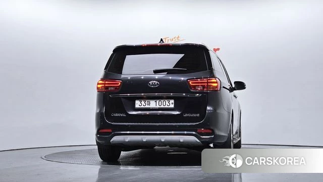 Kia The New Carnival id 3917426 из Кореи 14