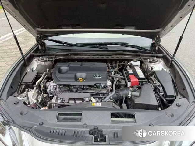 Lexus ES id 4314269 из Китая 11