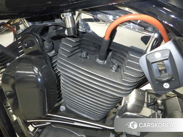 Engine photo