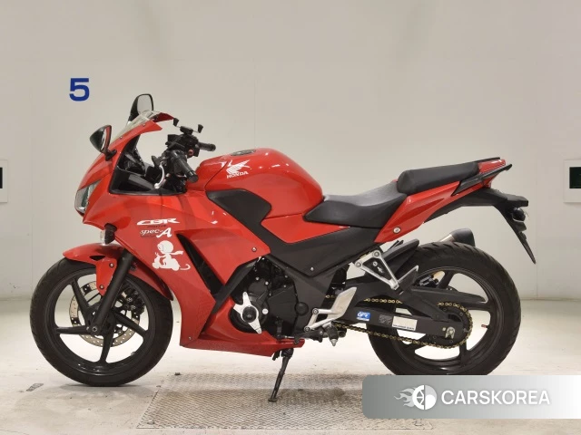 Проданный Honda CBR250R 2015 из Японии