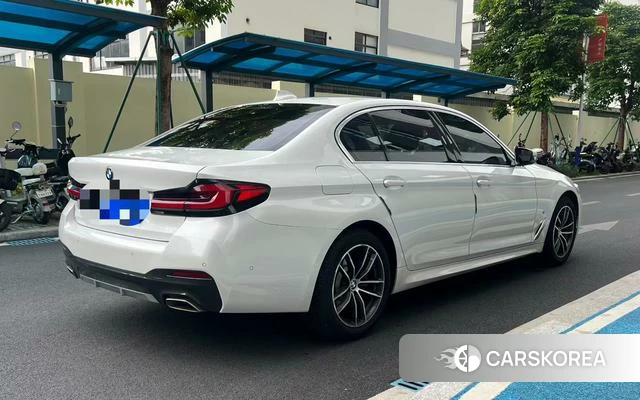 BMW 5 series id 4260571 из Китая 10