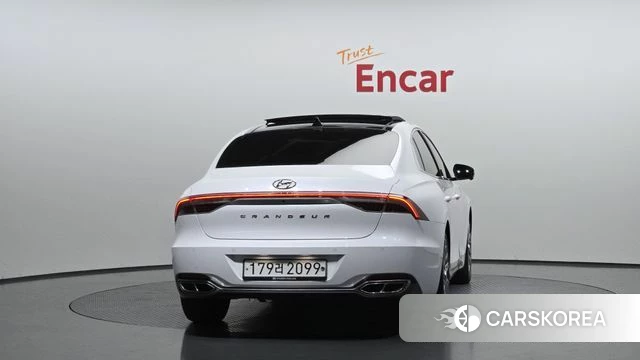 Hyundai The New Grandeur IG id 4304479 из Кореи 26