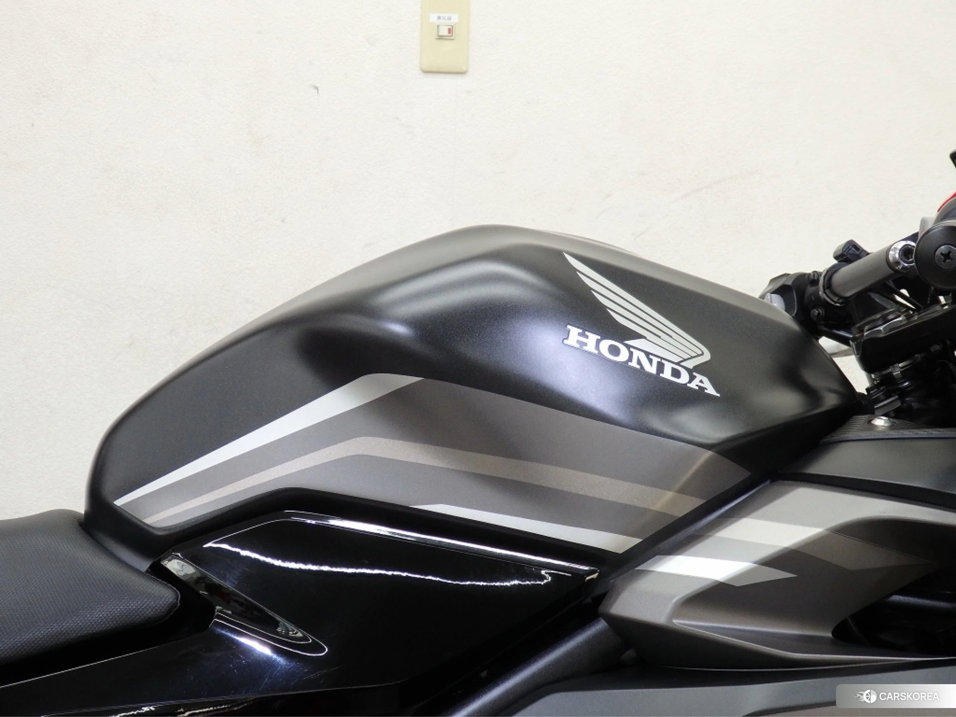 Honda CBR400R ABS id 3947850 из Японии 24