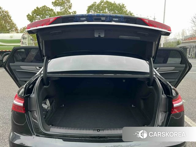 Audi A6L id 4290473 из Китая 19