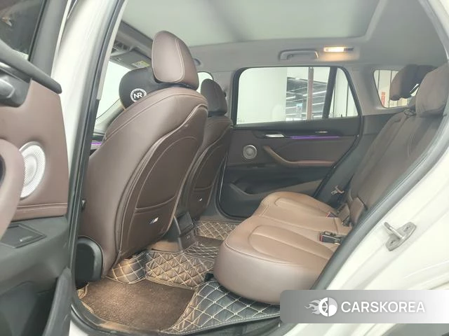 BMW X1 2023 Белый из Китая, фото 4