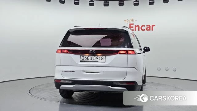 Kia Carnival 4th generation id 4377013 из Кореи 24