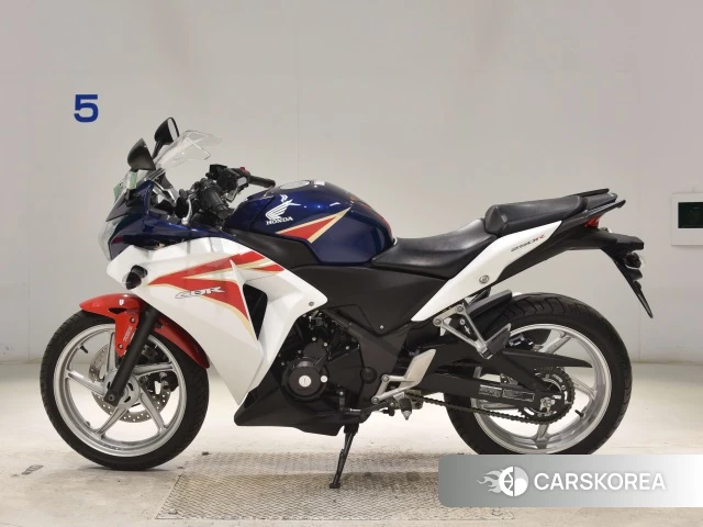 Проданный Honda CBR250R ABS 2011 из Японии