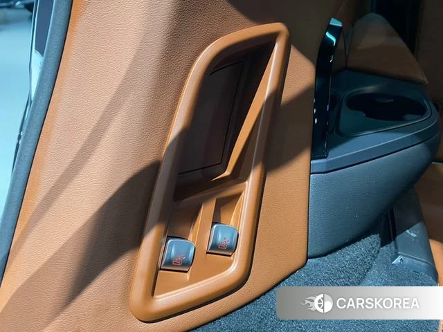 BMW X7 id 4368372 из Китая 19