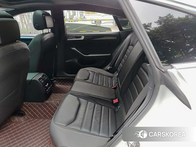 Volkswagen CC 2022 Белый из Китая, фото 4