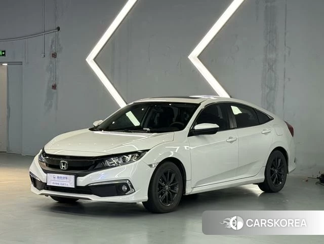 Honda Civic id 4240570 из Китая 18